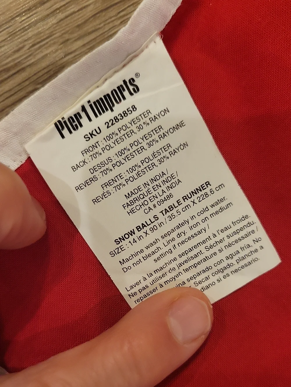 Pier 1 Imports Snowballs Red Tsble Runner